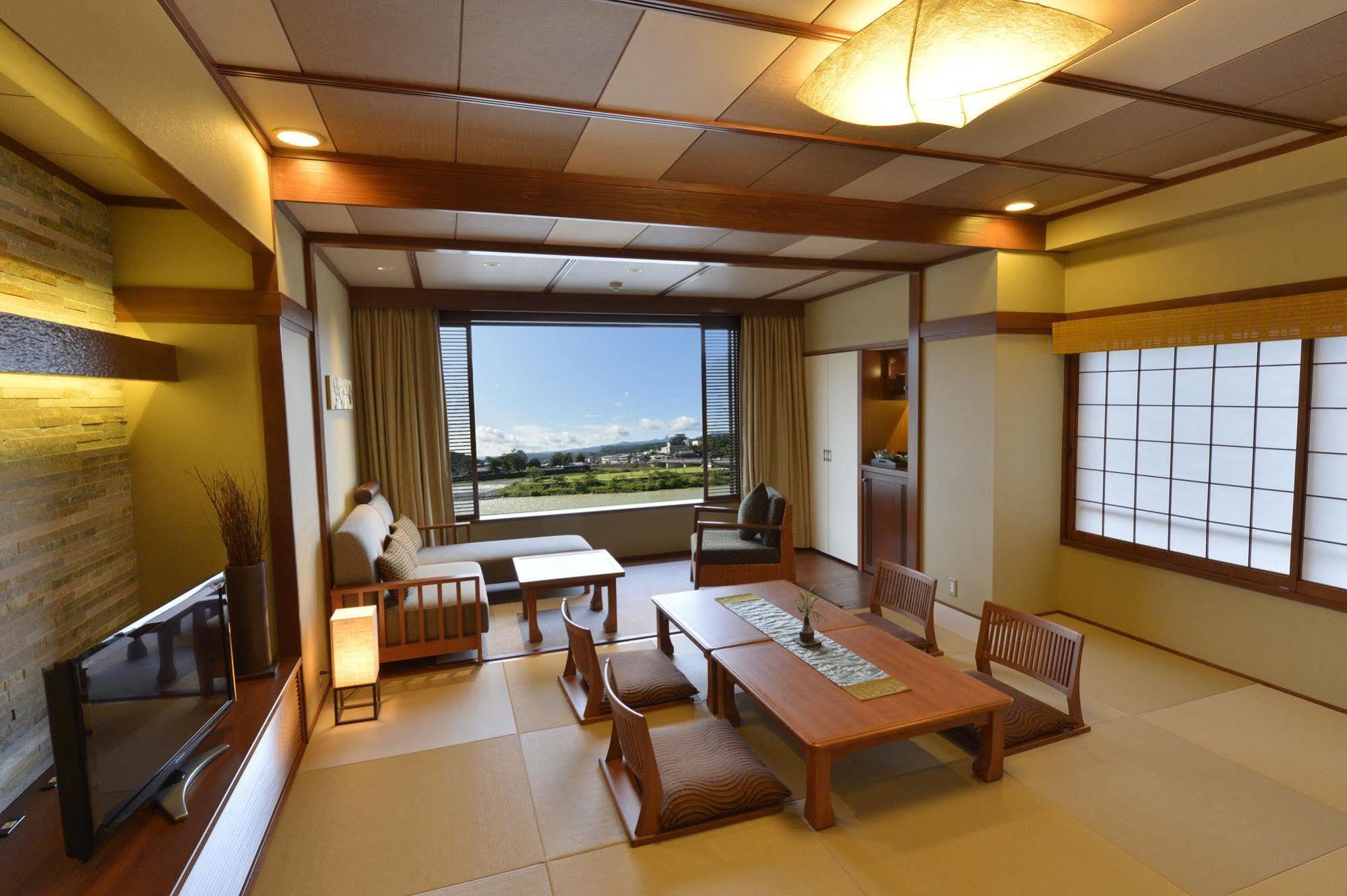 Ryokan Ayu No Sato Hitoyoshi Exterior photo